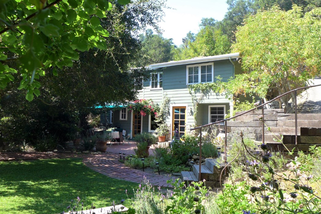 Horseshoe House Topanga Style